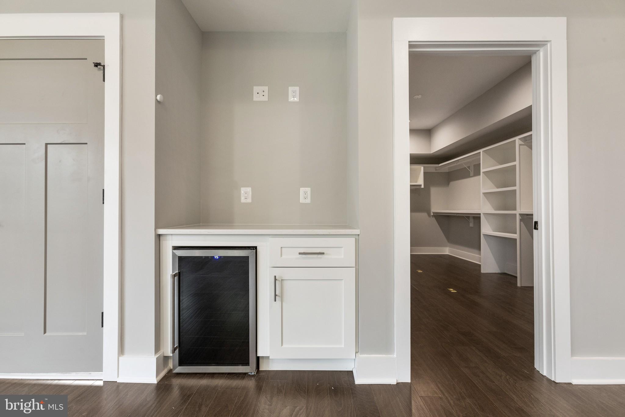 WARNERS ADDITION TO KENSINGTON - Residential