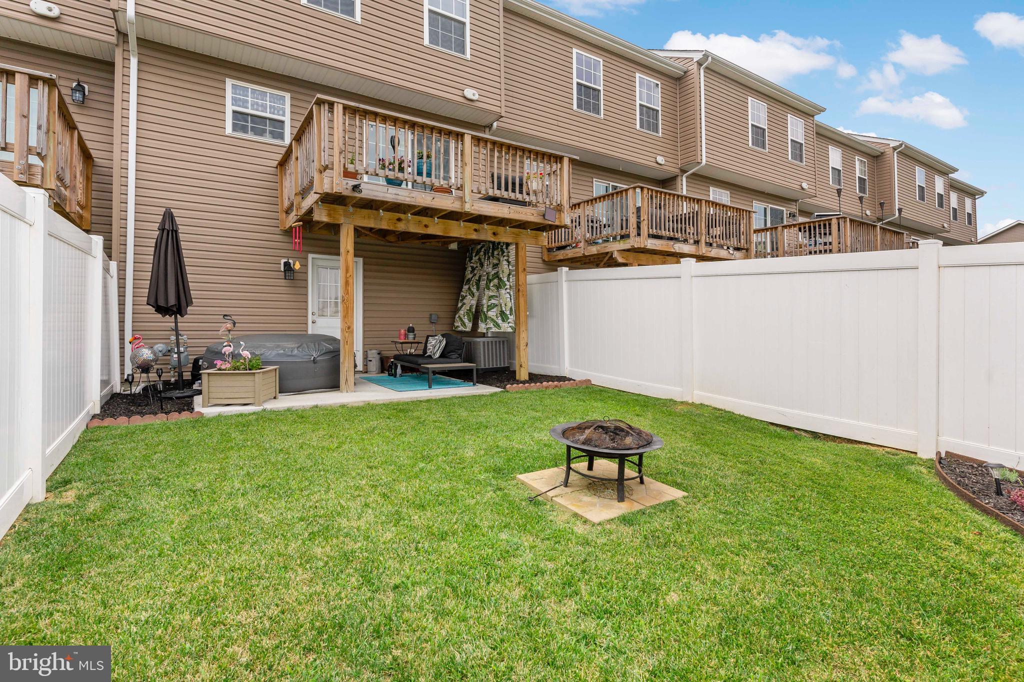 HERITAGE HILLS - Residential