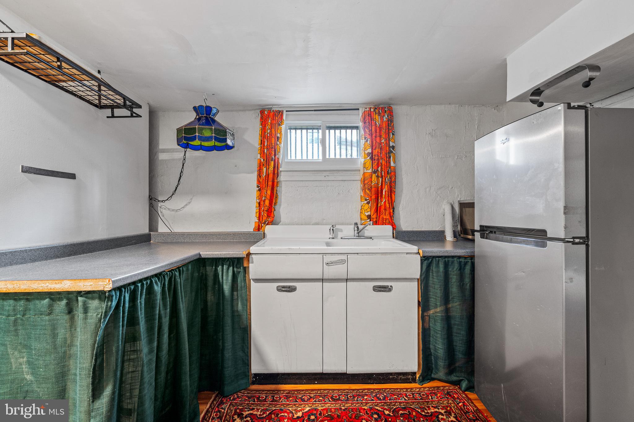 SETON HILL - Commercial Sale