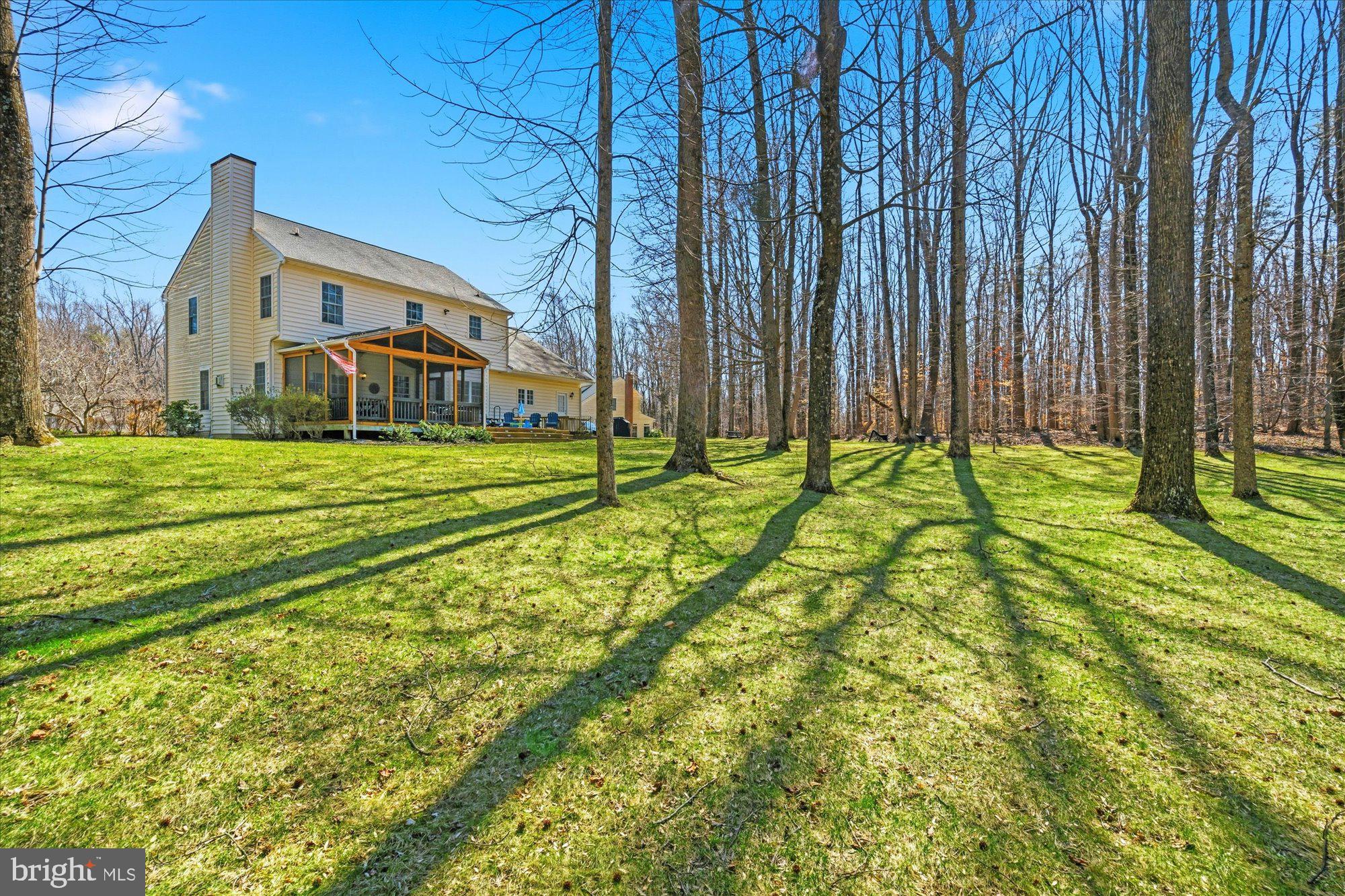 LOCH HAVEN WOODS - Residential