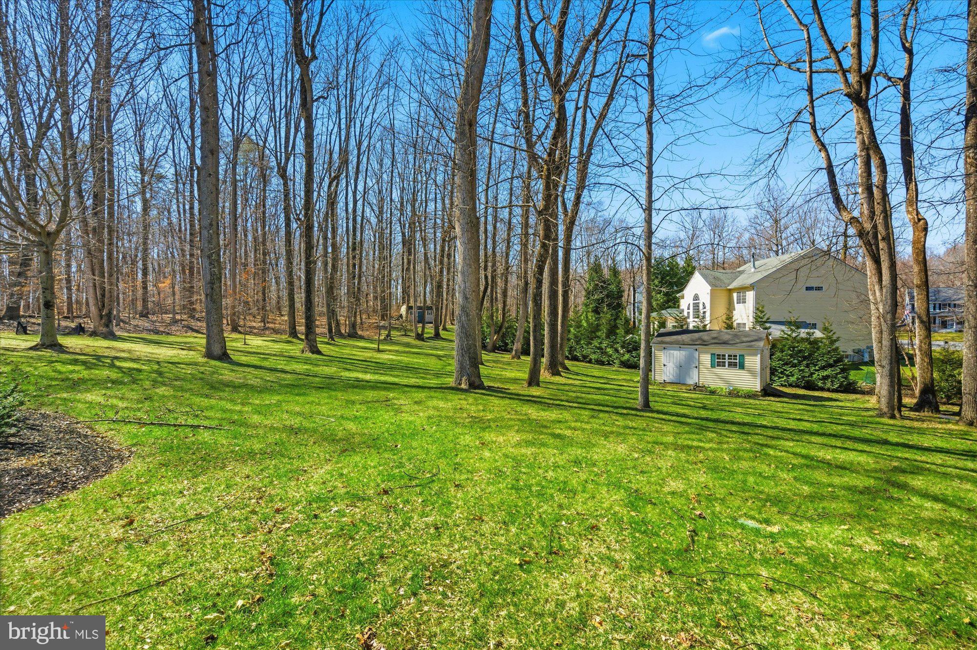 LOCH HAVEN WOODS - Residential