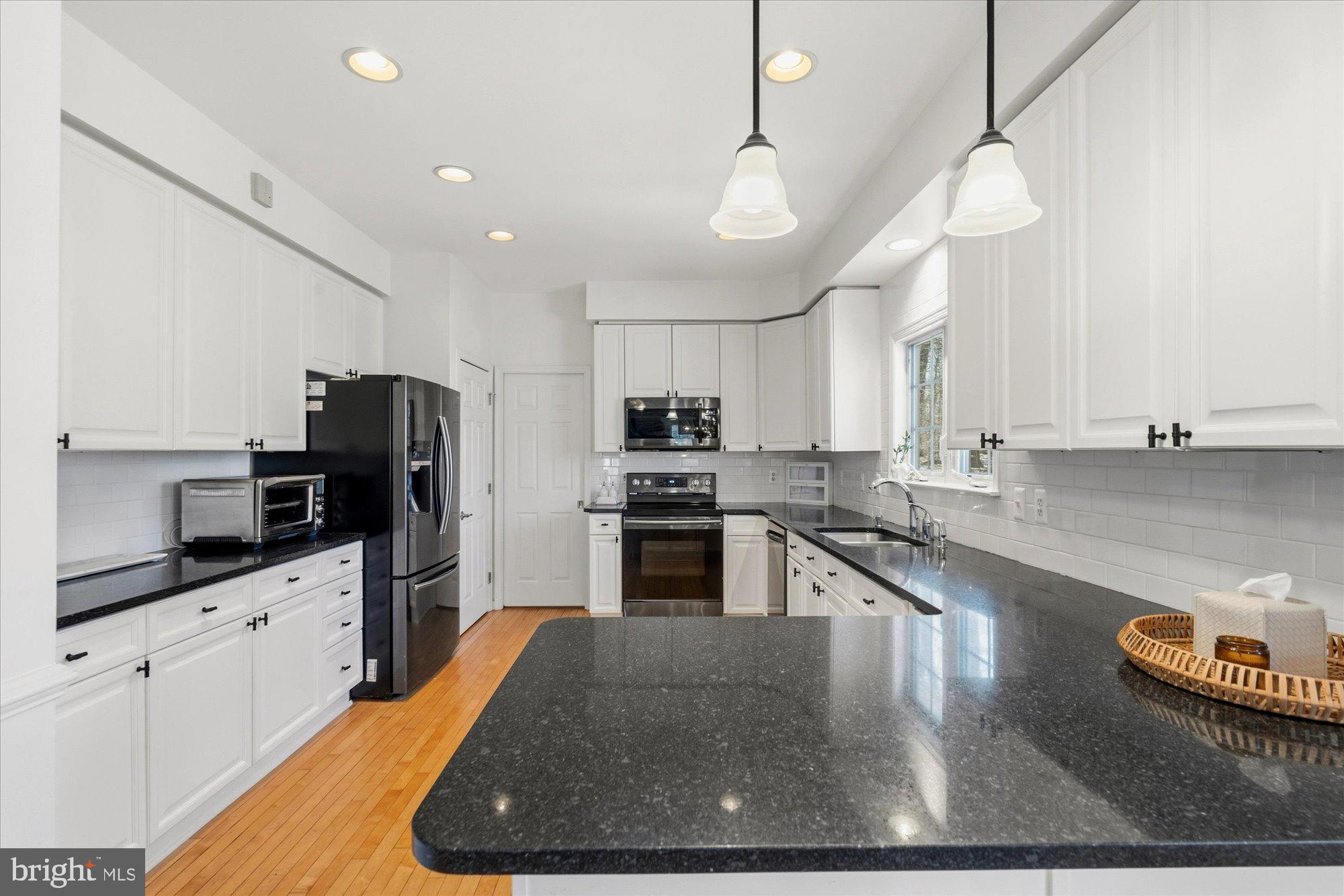 LOCH HAVEN WOODS - Residential