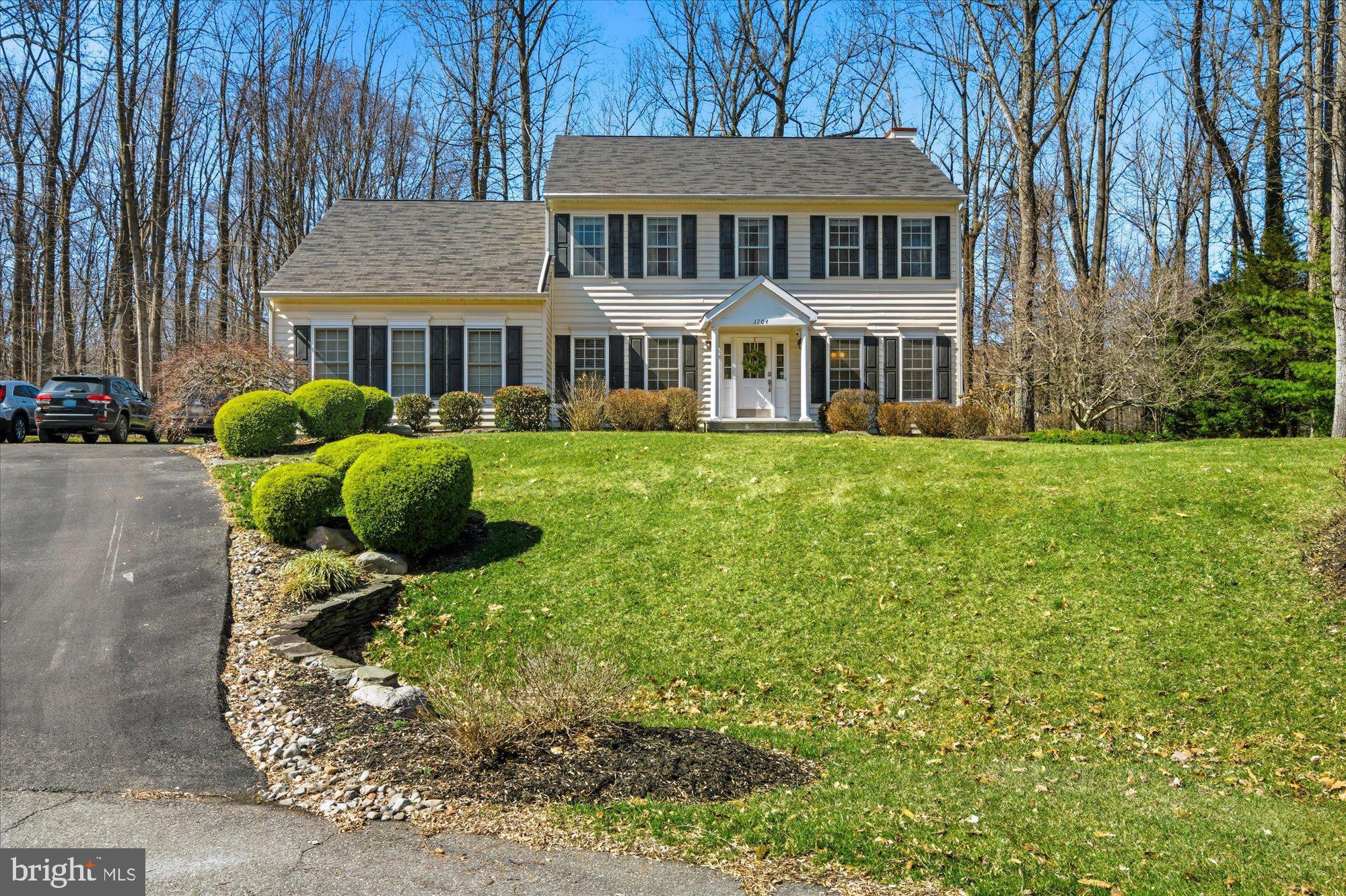 LOCH HAVEN WOODS - Residential