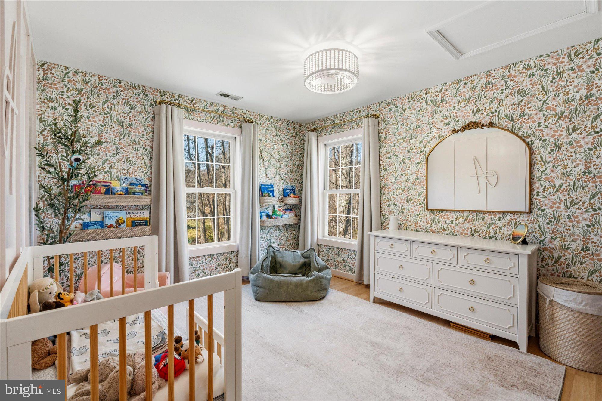 LOCH HAVEN WOODS - Residential