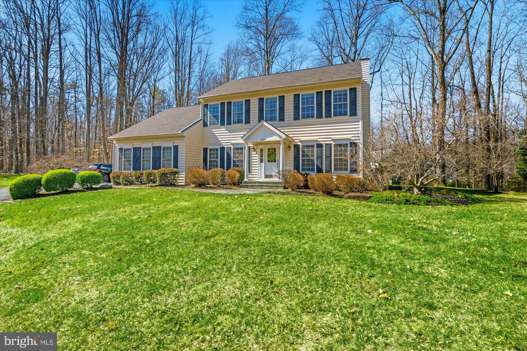 LOCH HAVEN WOODS - Residential