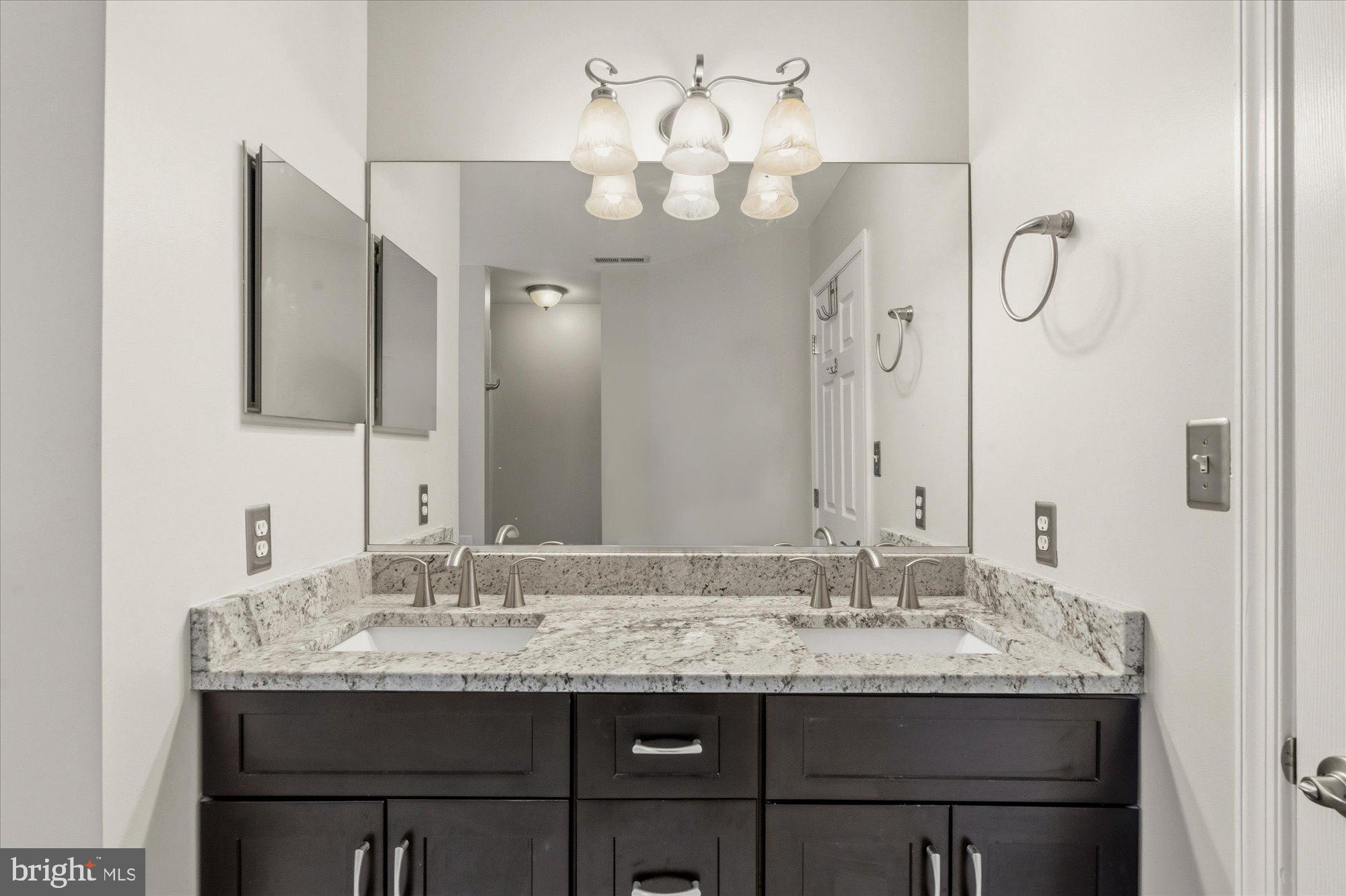 LOCH HAVEN WOODS - Residential