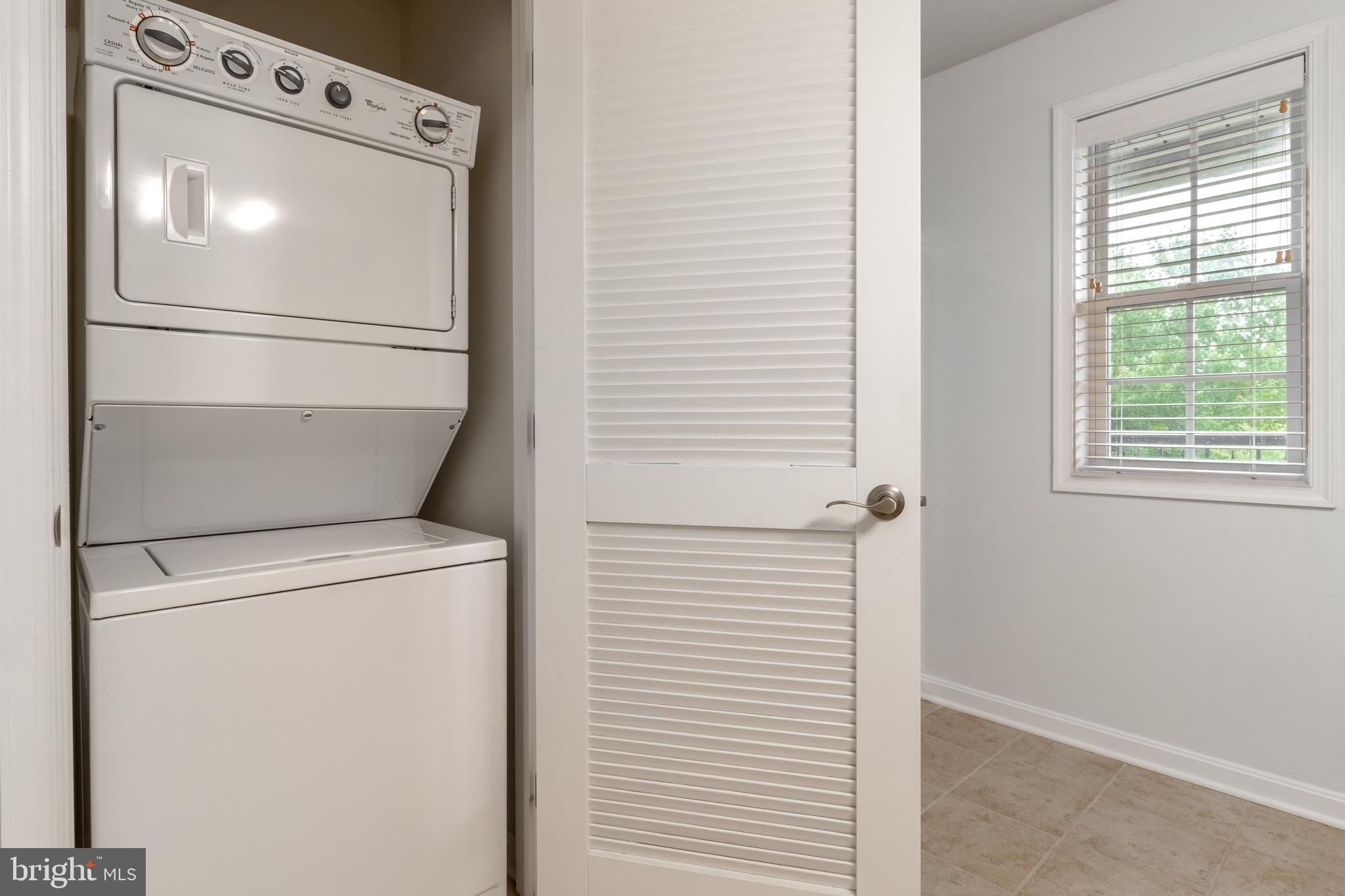 VILLAGE AT PENN STATE - HOMECOMING RIDGE I - Residential