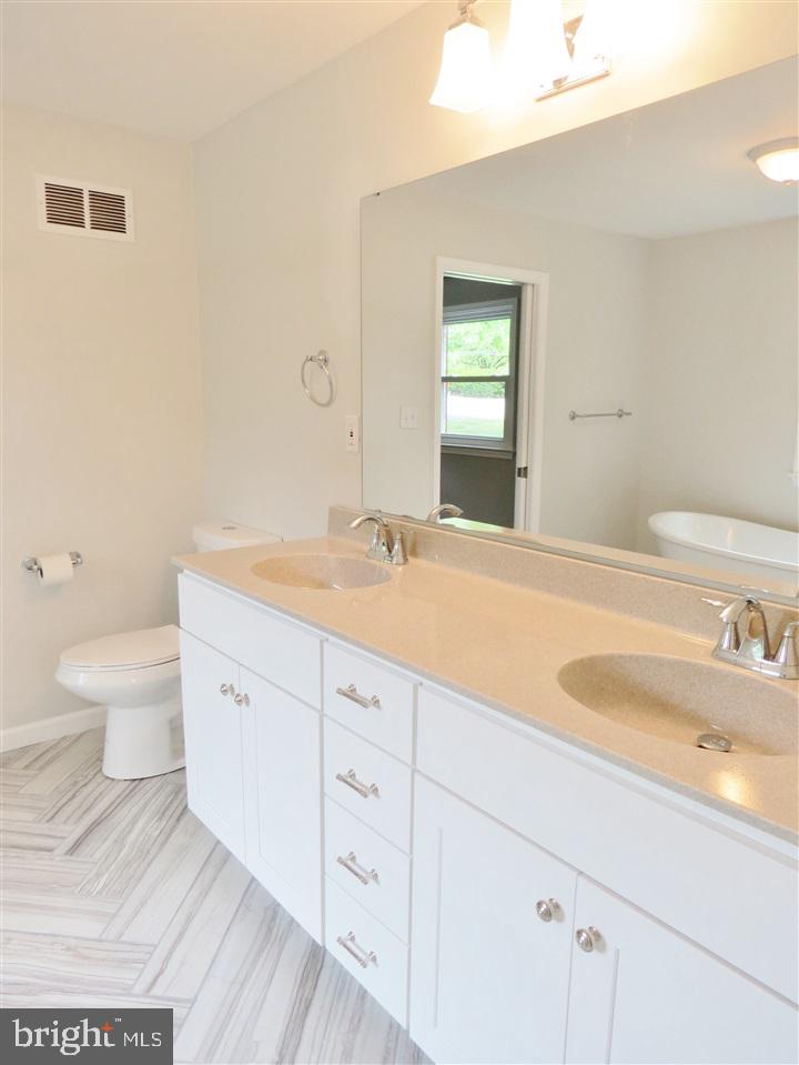 WYNDHAM HILLS - Residential