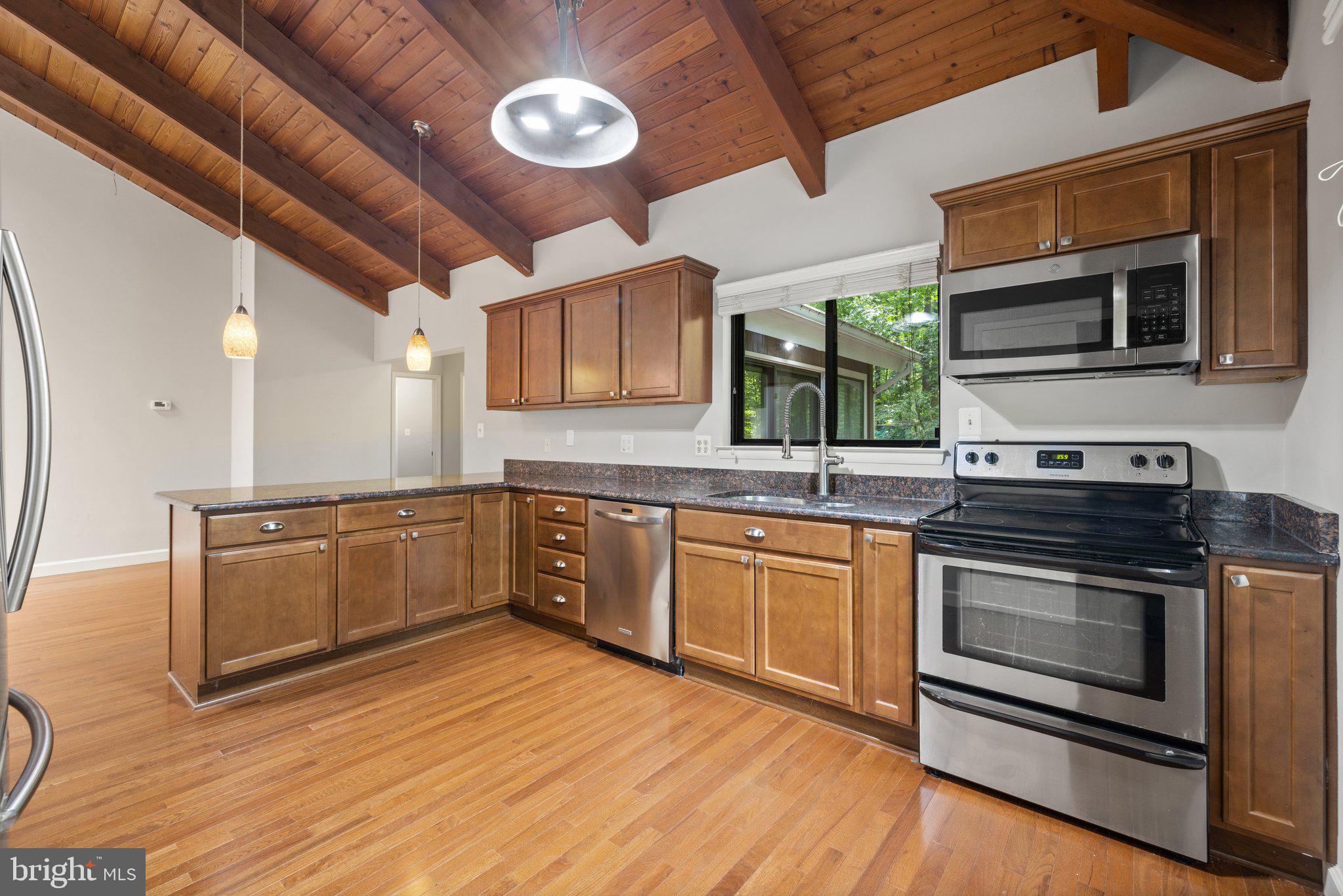 GREEN HILL ESTATES - Residential