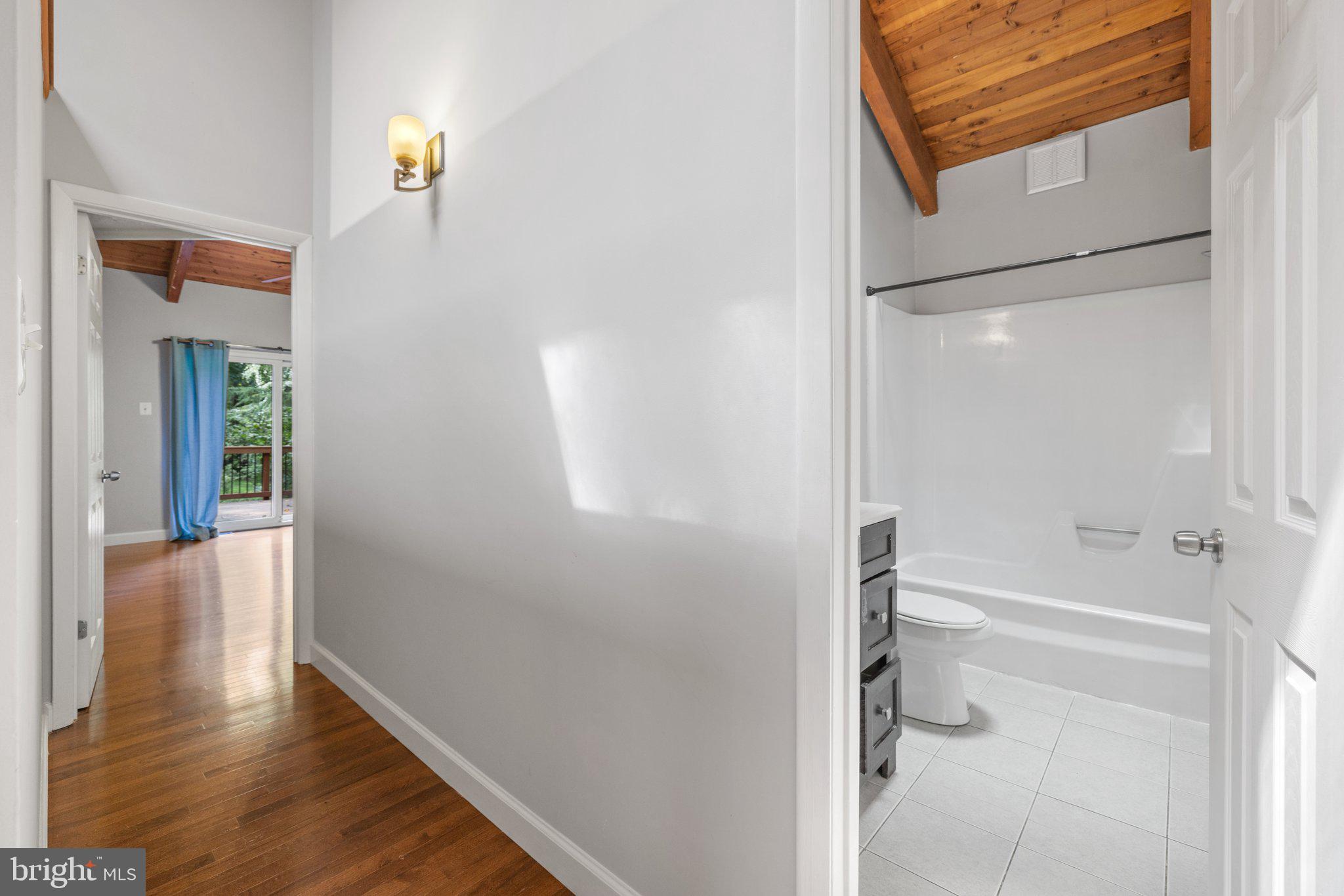 GREEN HILL ESTATES - Residential