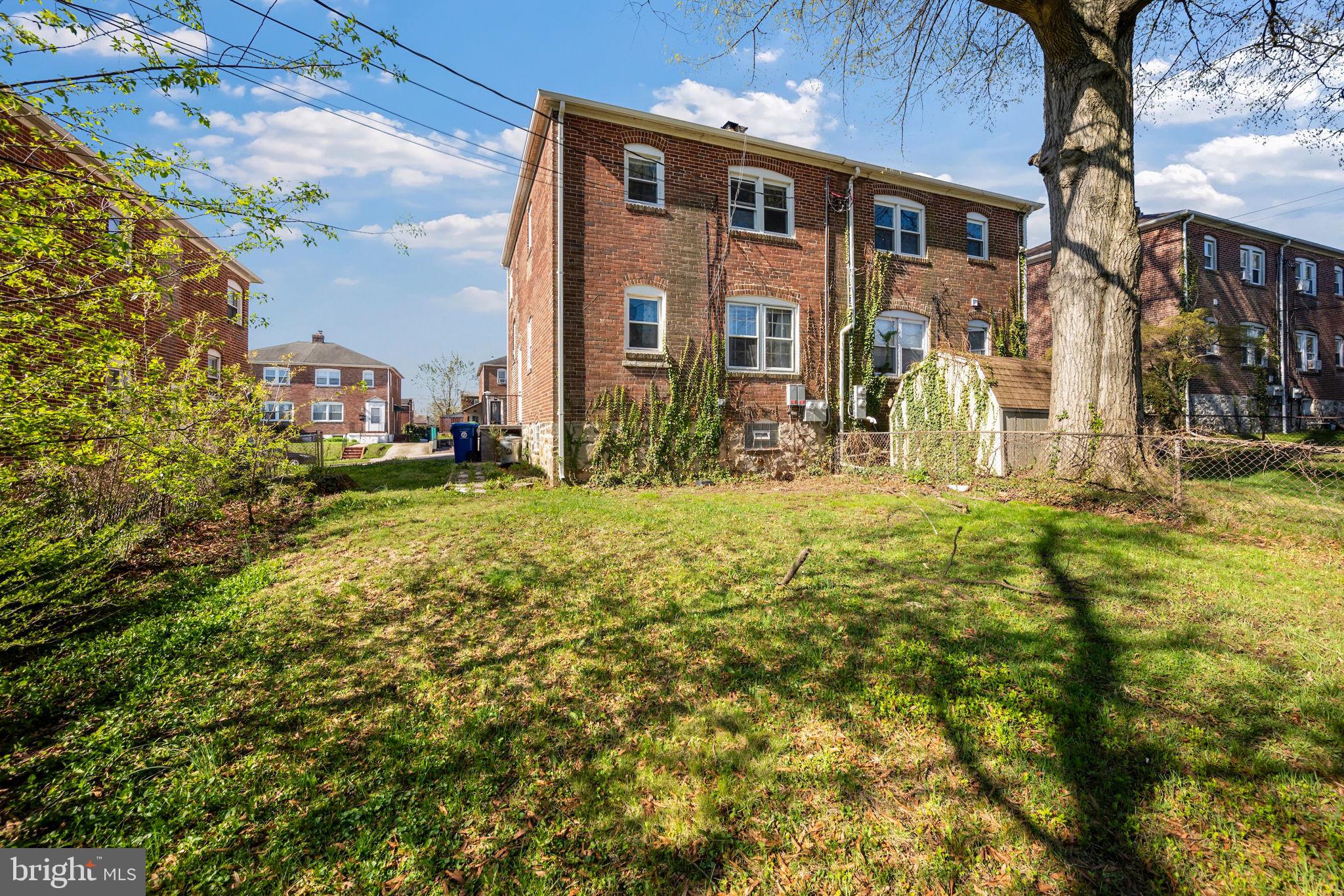 PARKVILLE - Residential Income