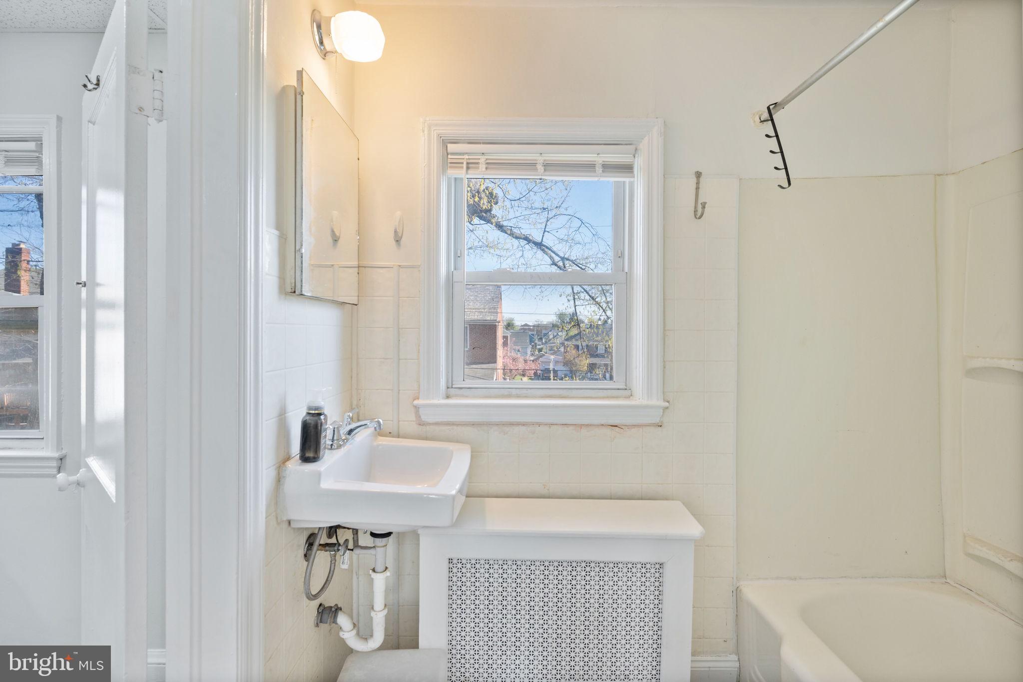 PARKVILLE - Residential Income