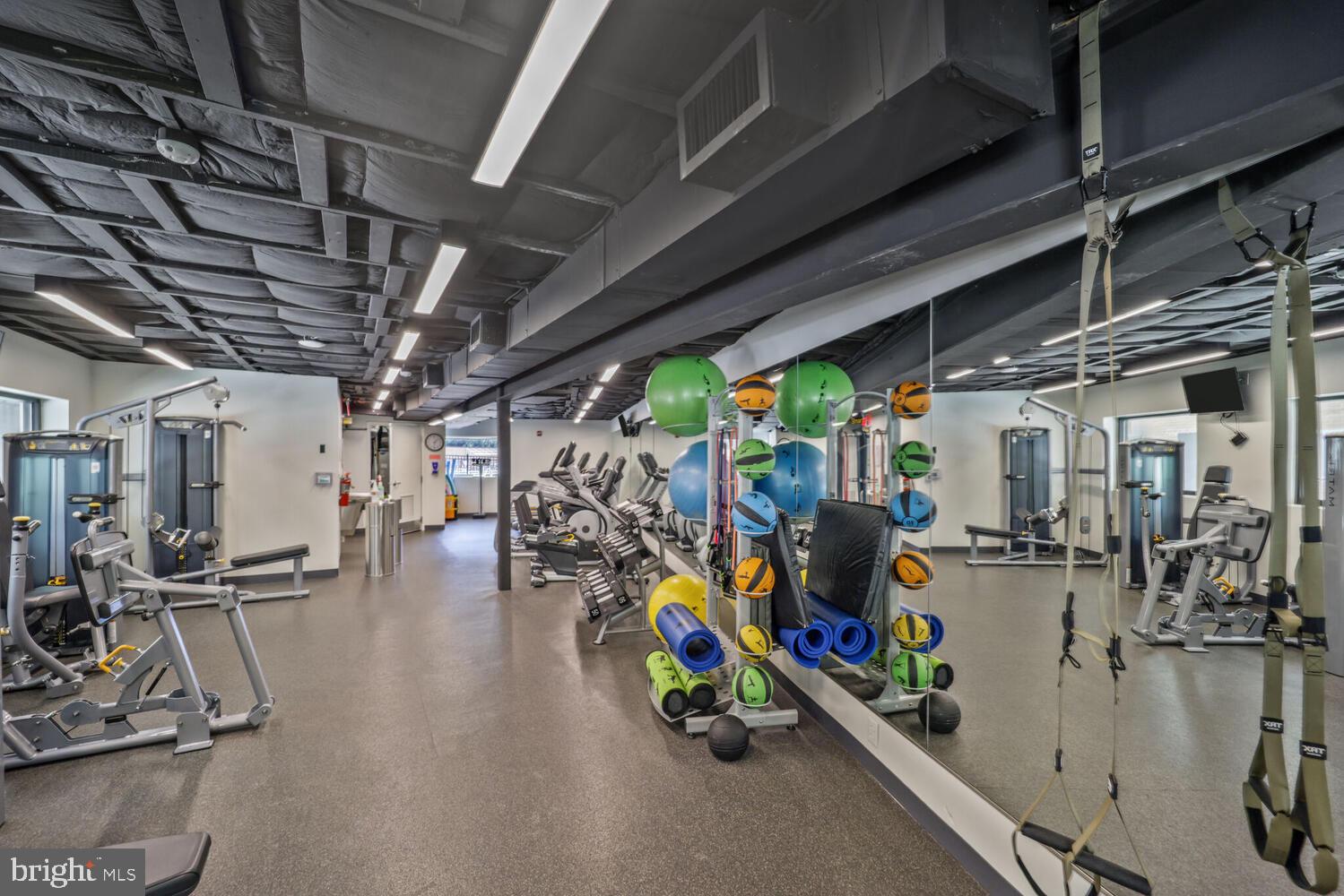 TOWER VILLAS - Residential