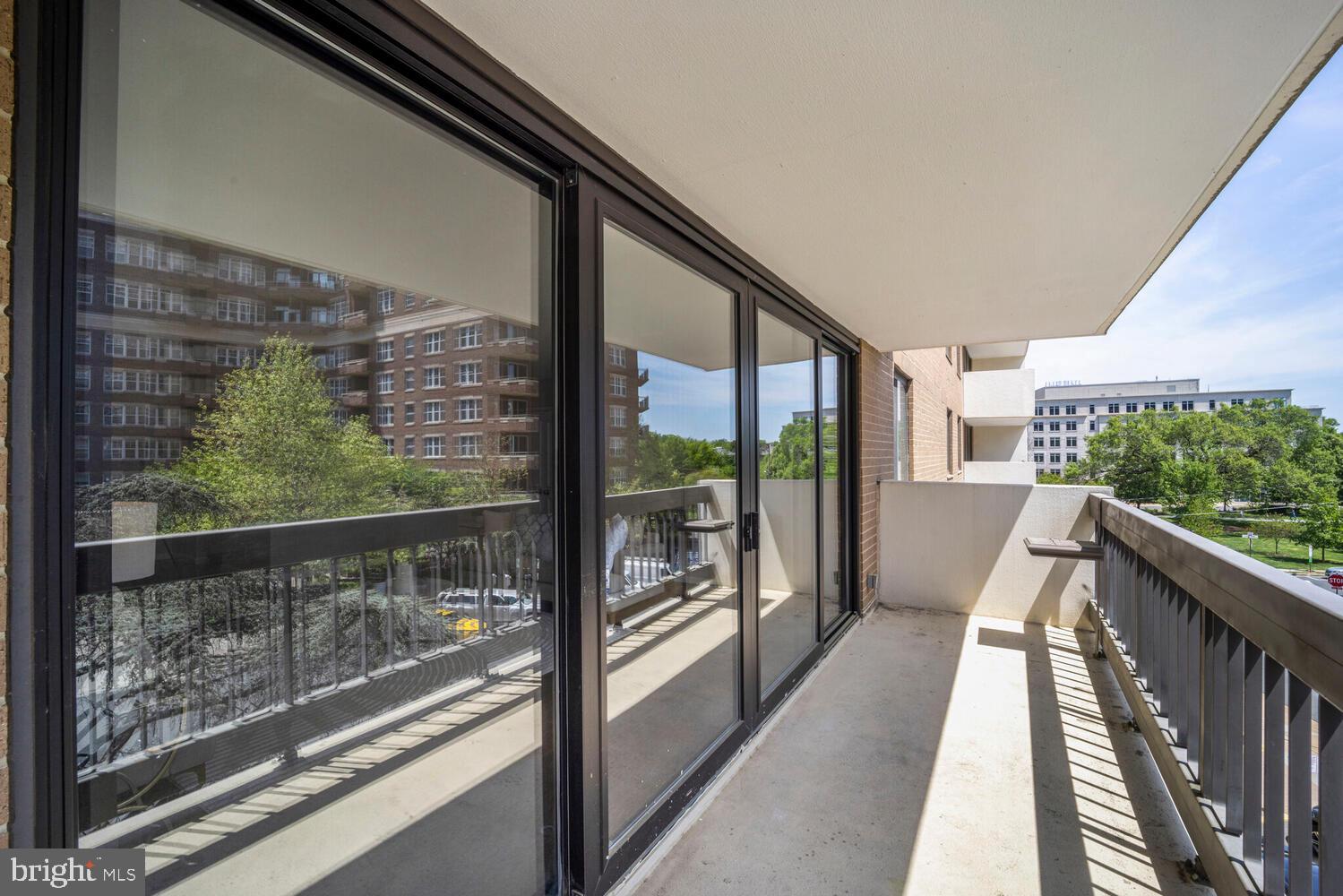 TOWER VILLAS - Residential