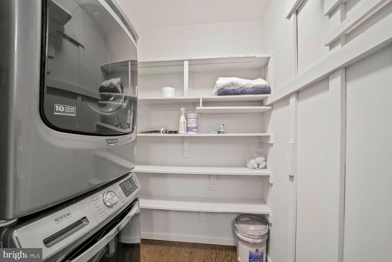 TOWER VILLAS - Residential