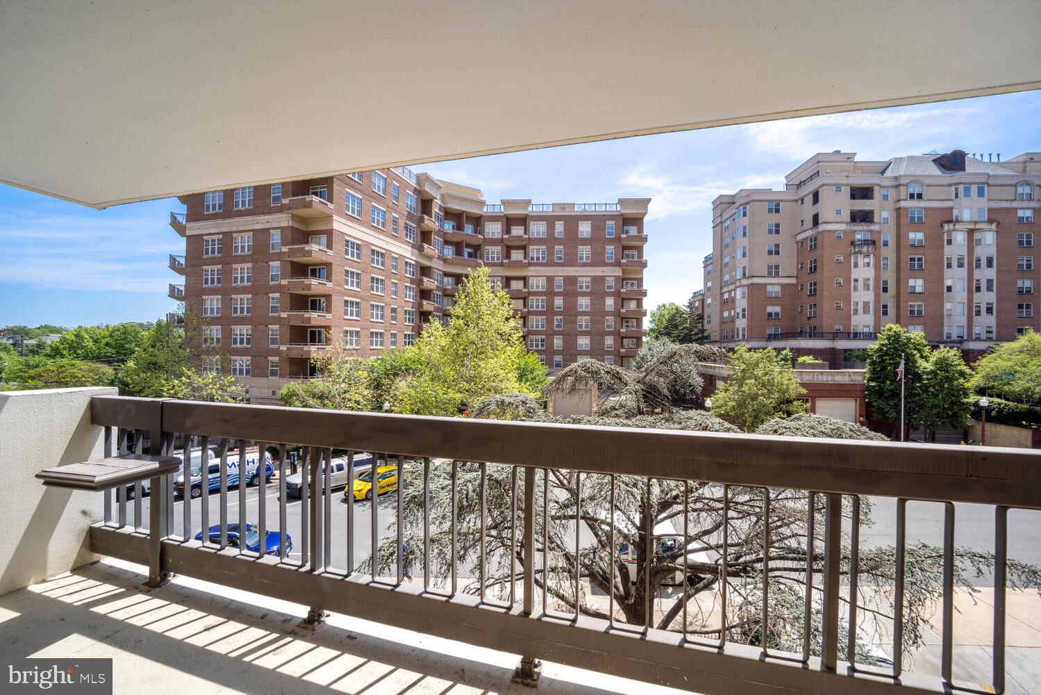 TOWER VILLAS - Residential