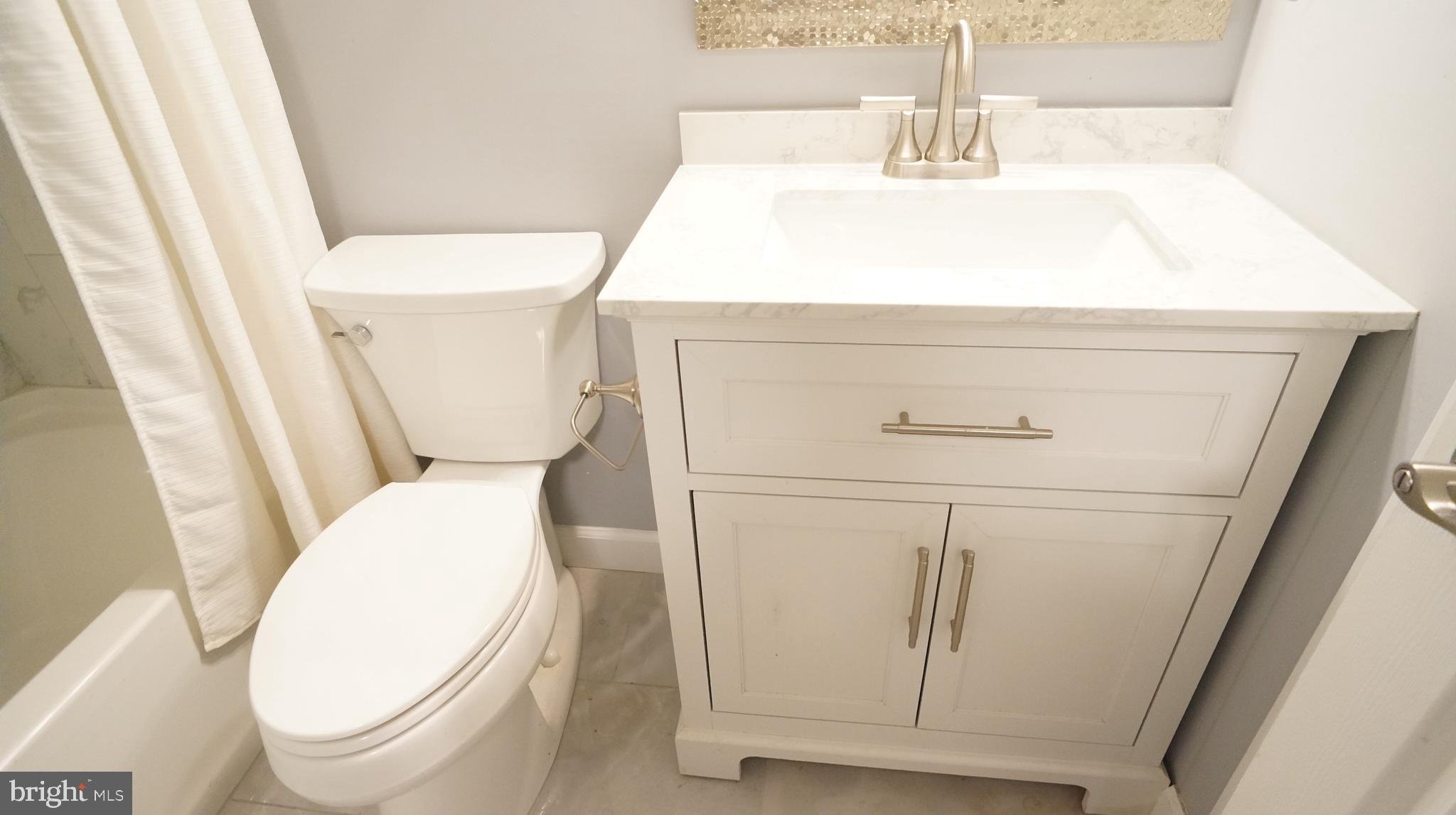 CHRISTOPHER COURT - Residential Lease