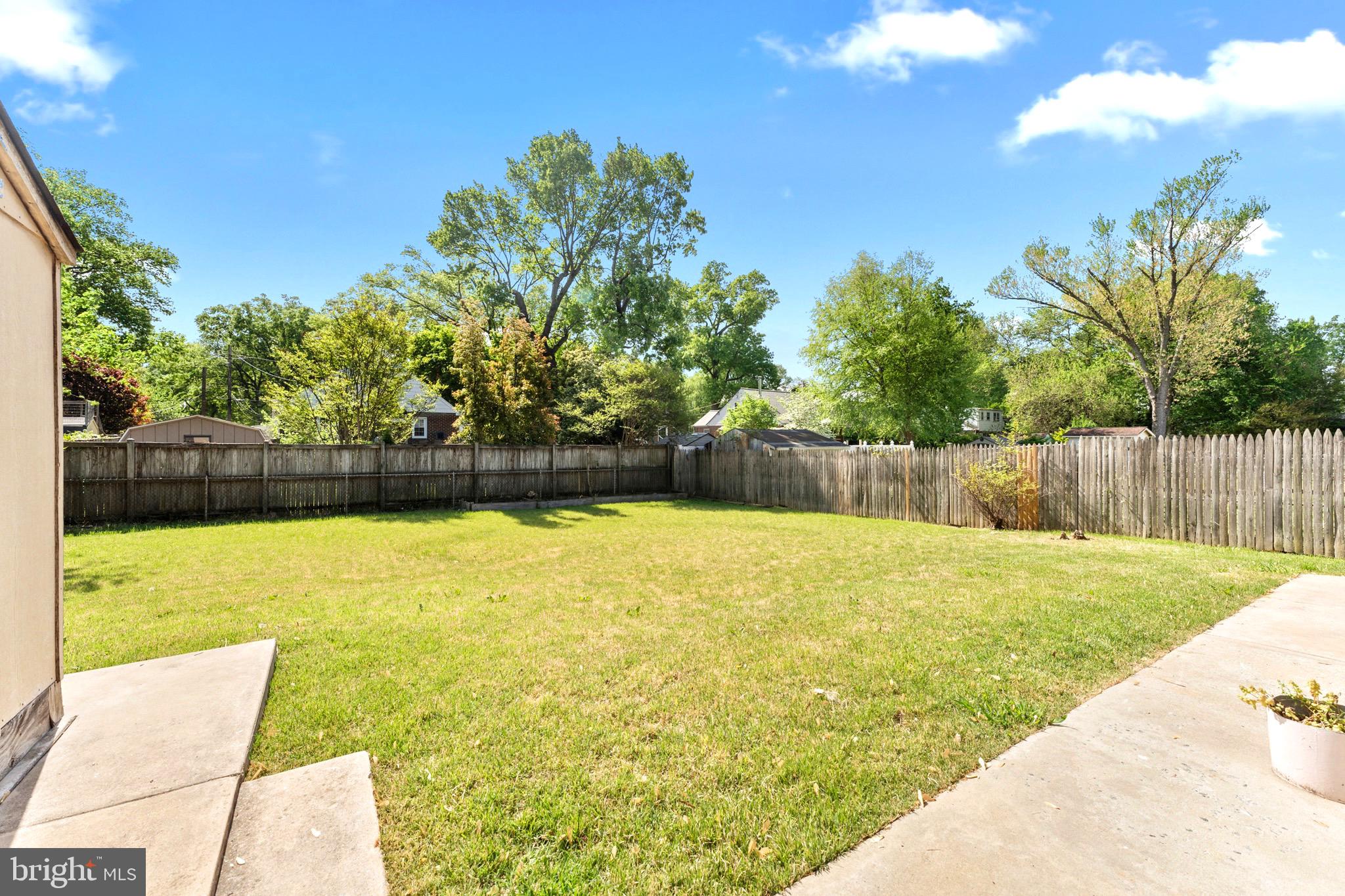 QUEENS CHAPEL MANOR - Residential