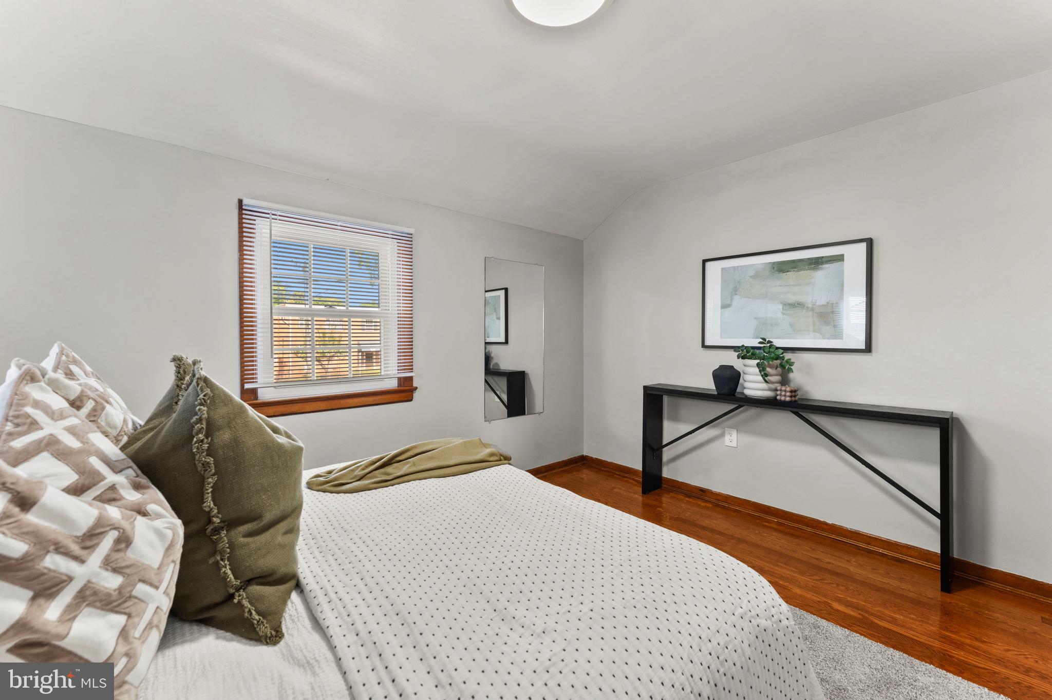 QUEENS CHAPEL MANOR - Residential