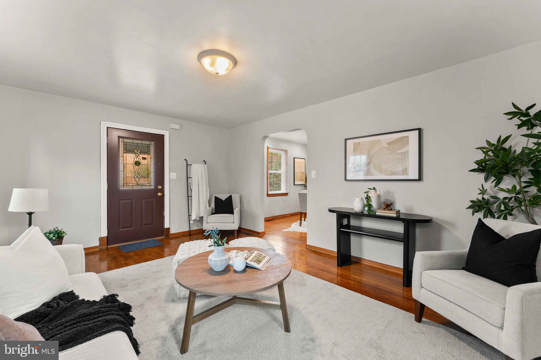 QUEENS CHAPEL MANOR - Residential