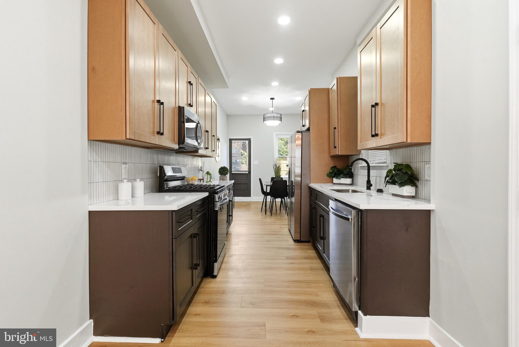 RESERVOIR HILL - Residential