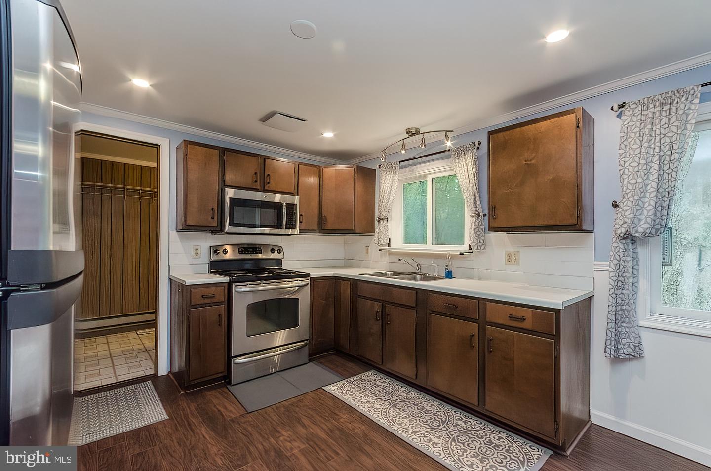 MECKLENBURG HEIGHTS - Residential