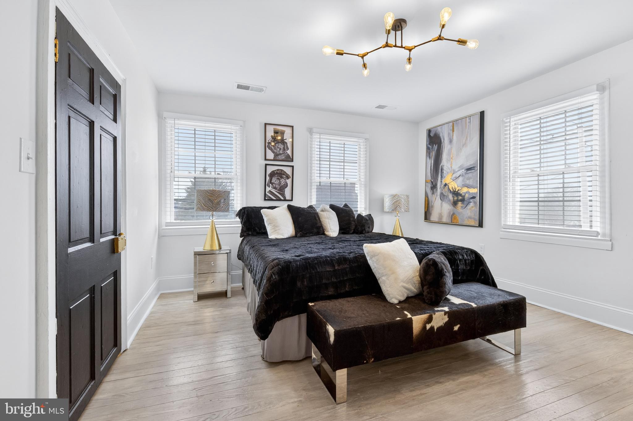 STRASBURG - Residential