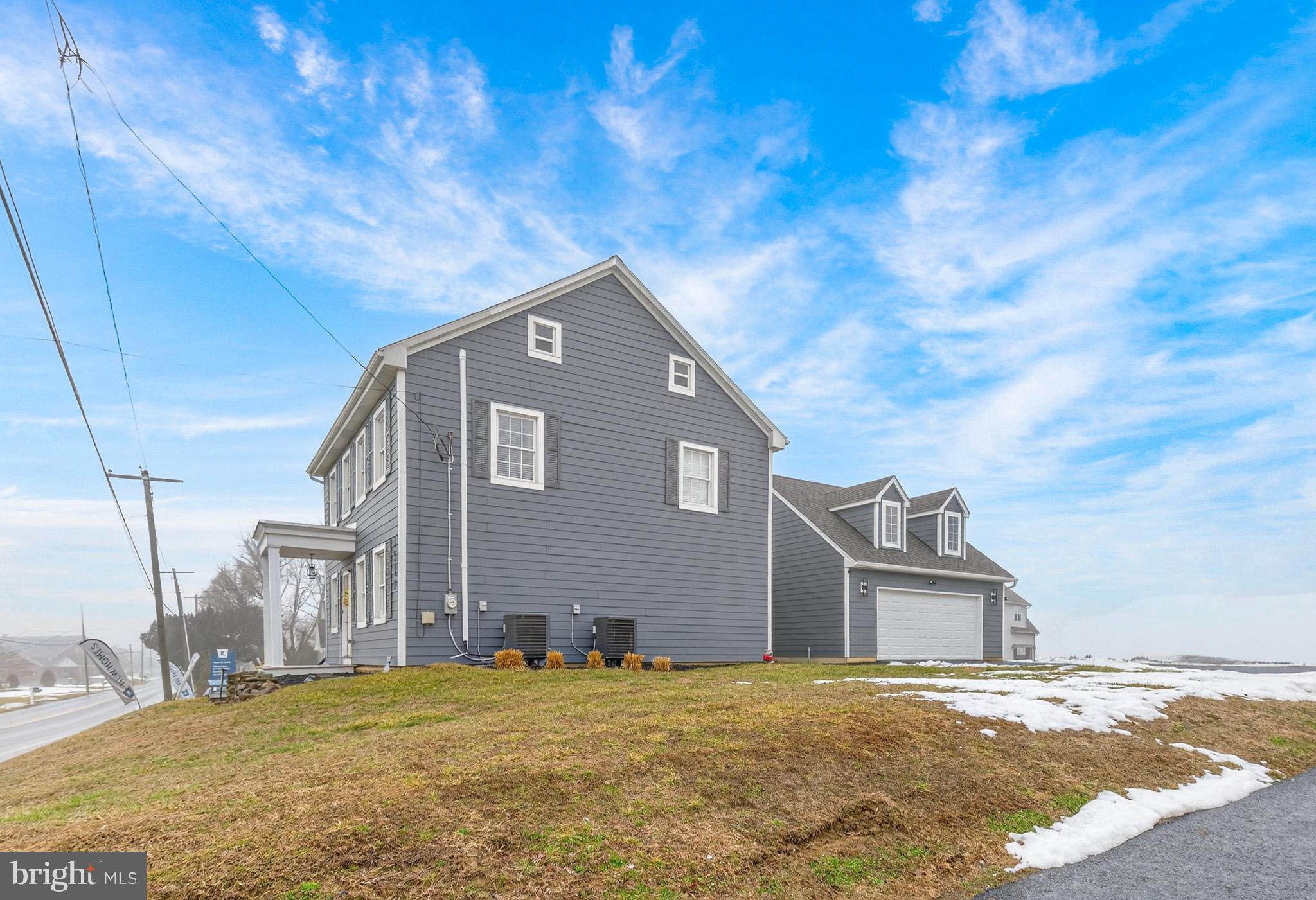 STRASBURG - Residential