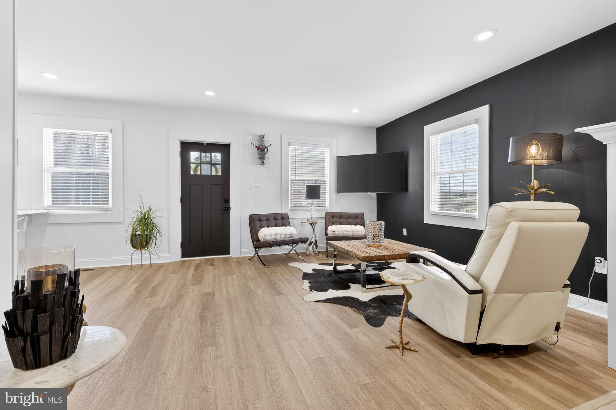 STRASBURG - Residential