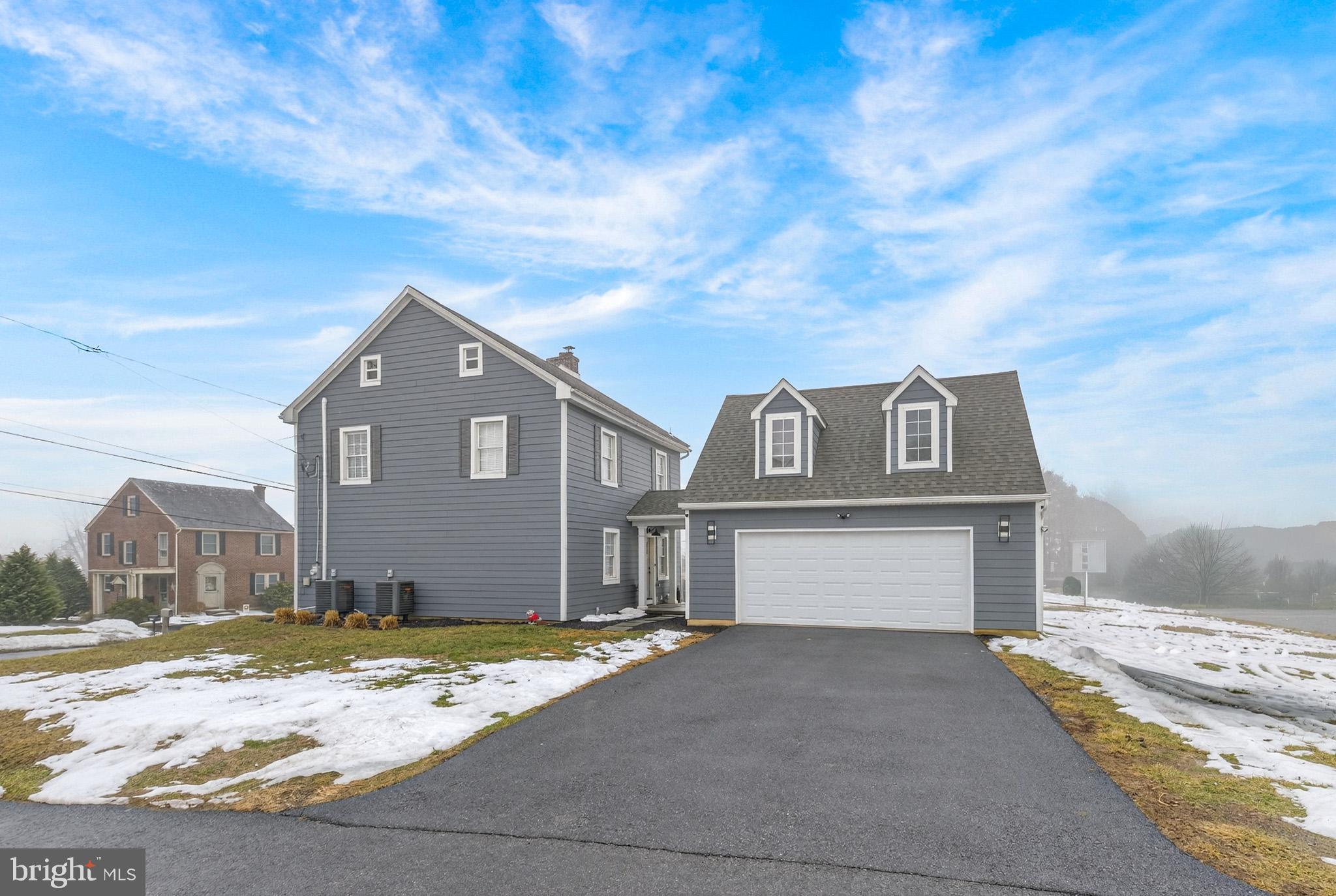 STRASBURG - Residential