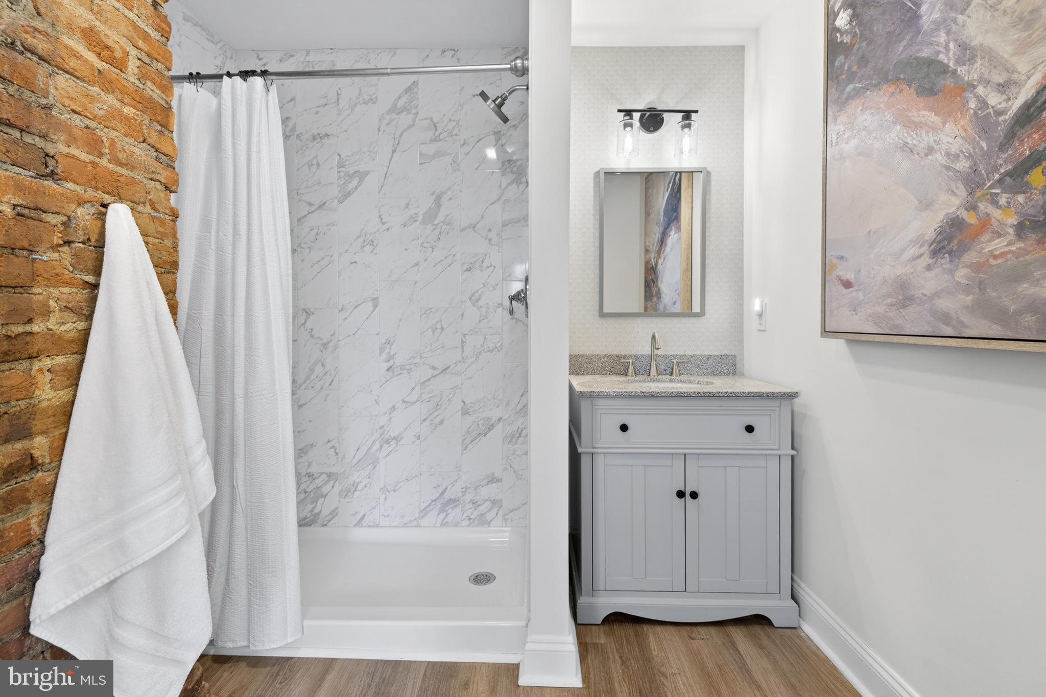 STRASBURG - Residential