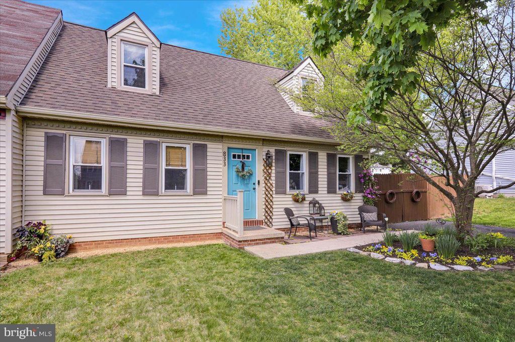 Photo of 833 Locust Street, Denver, PA 17517 (MLS # PALA2050036)