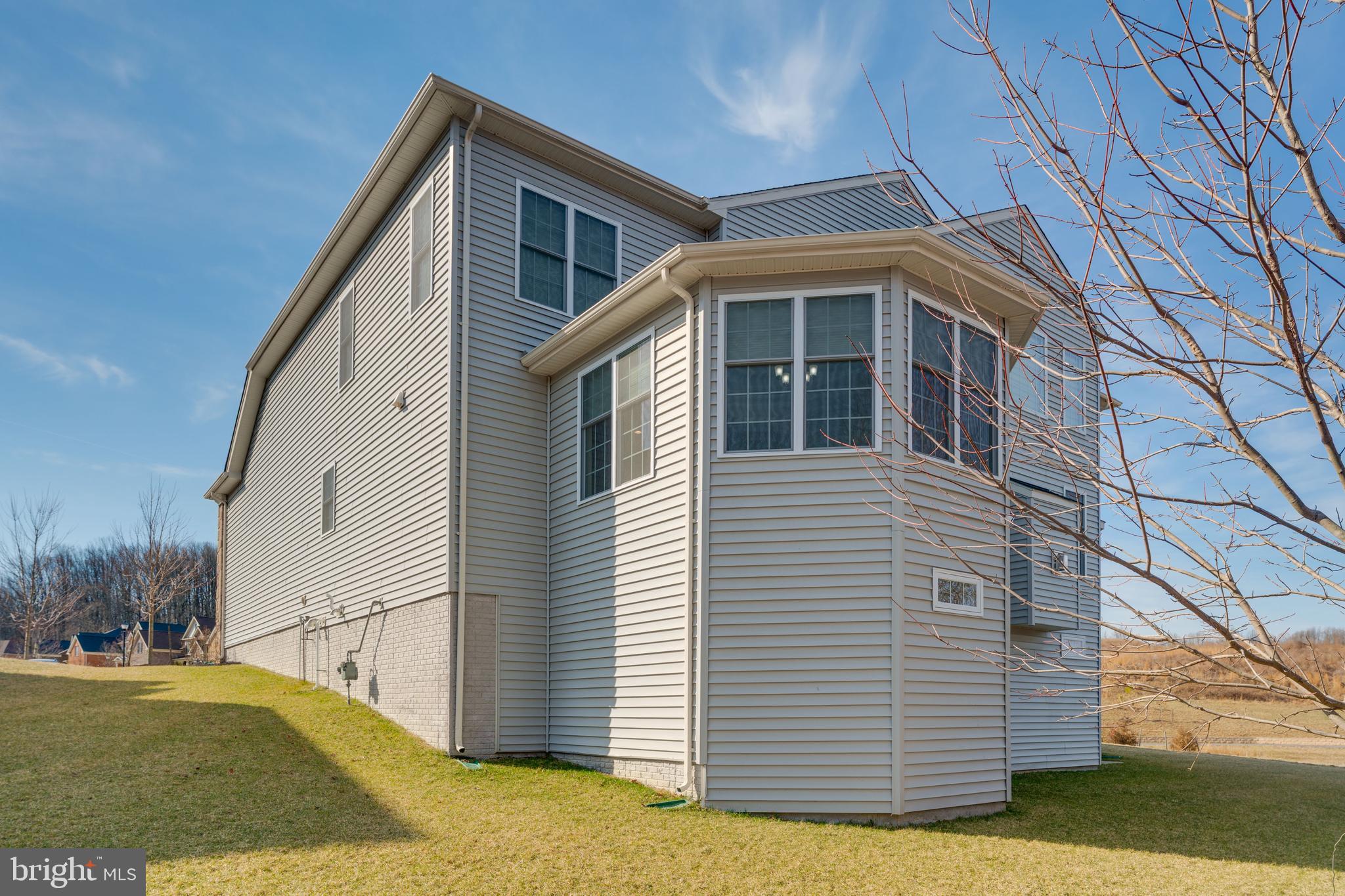 MARLBORO RIDGE - Residential Lease