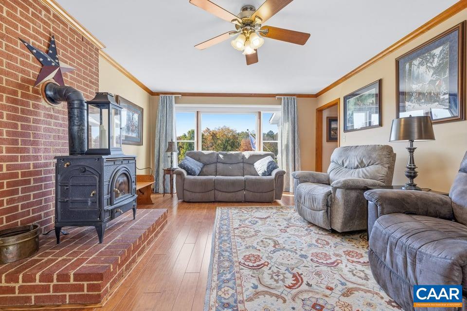 HIDDEN VALLEYS - Residential