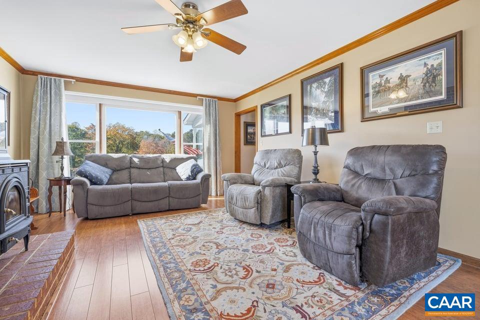 HIDDEN VALLEYS - Residential