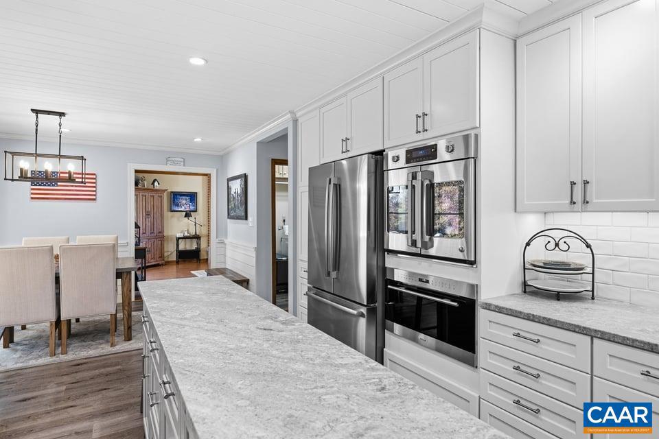 HIDDEN VALLEYS - Residential