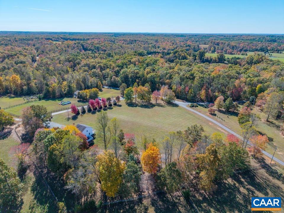 HIDDEN VALLEYS - Residential