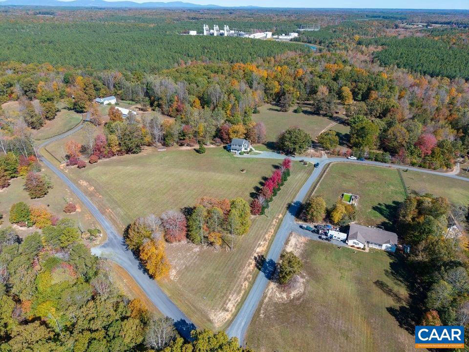 HIDDEN VALLEYS - Residential