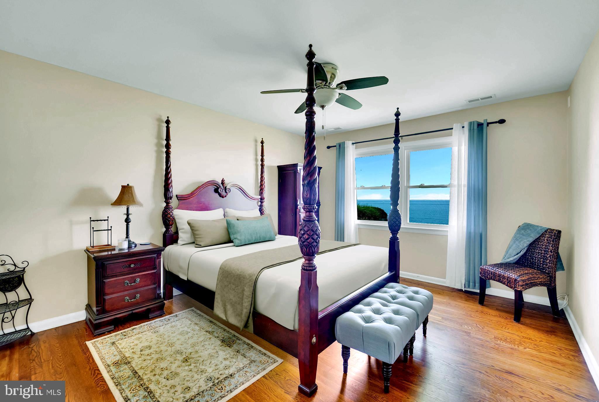 QUEEN ANNE COLONY - Residential