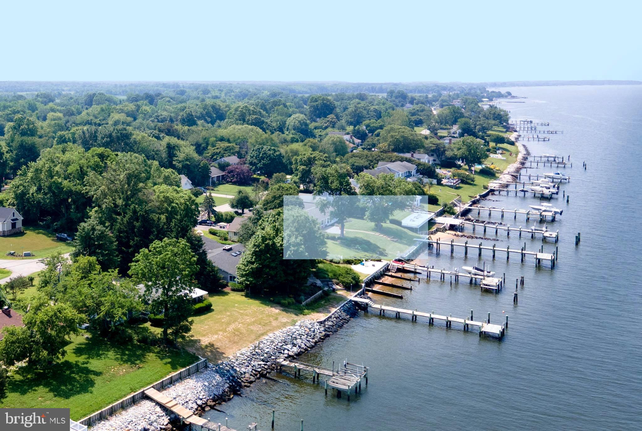 QUEEN ANNE COLONY - Residential