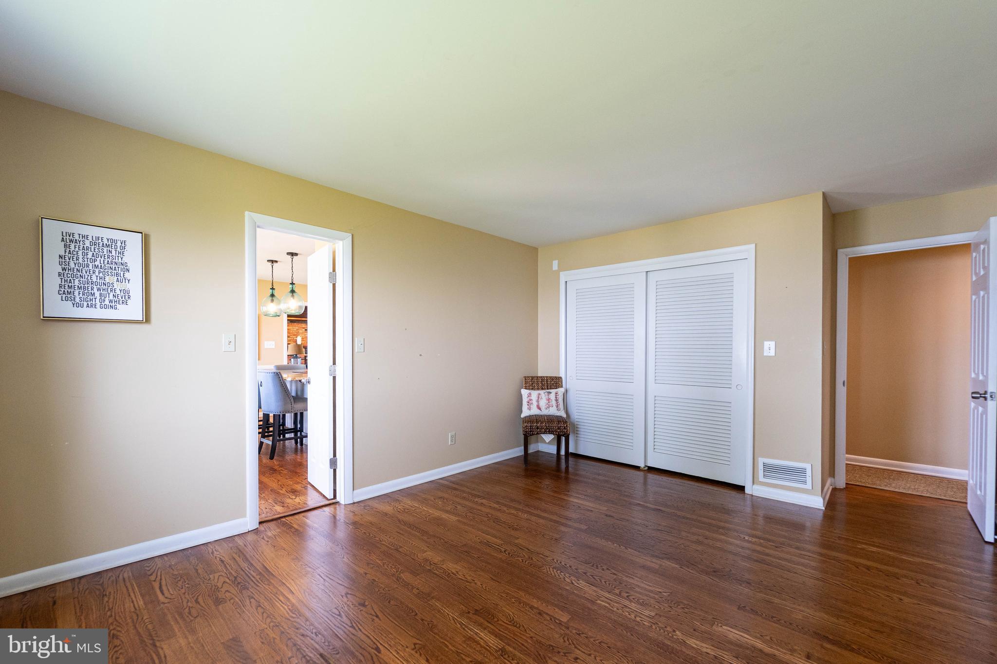 QUEEN ANNE COLONY - Residential