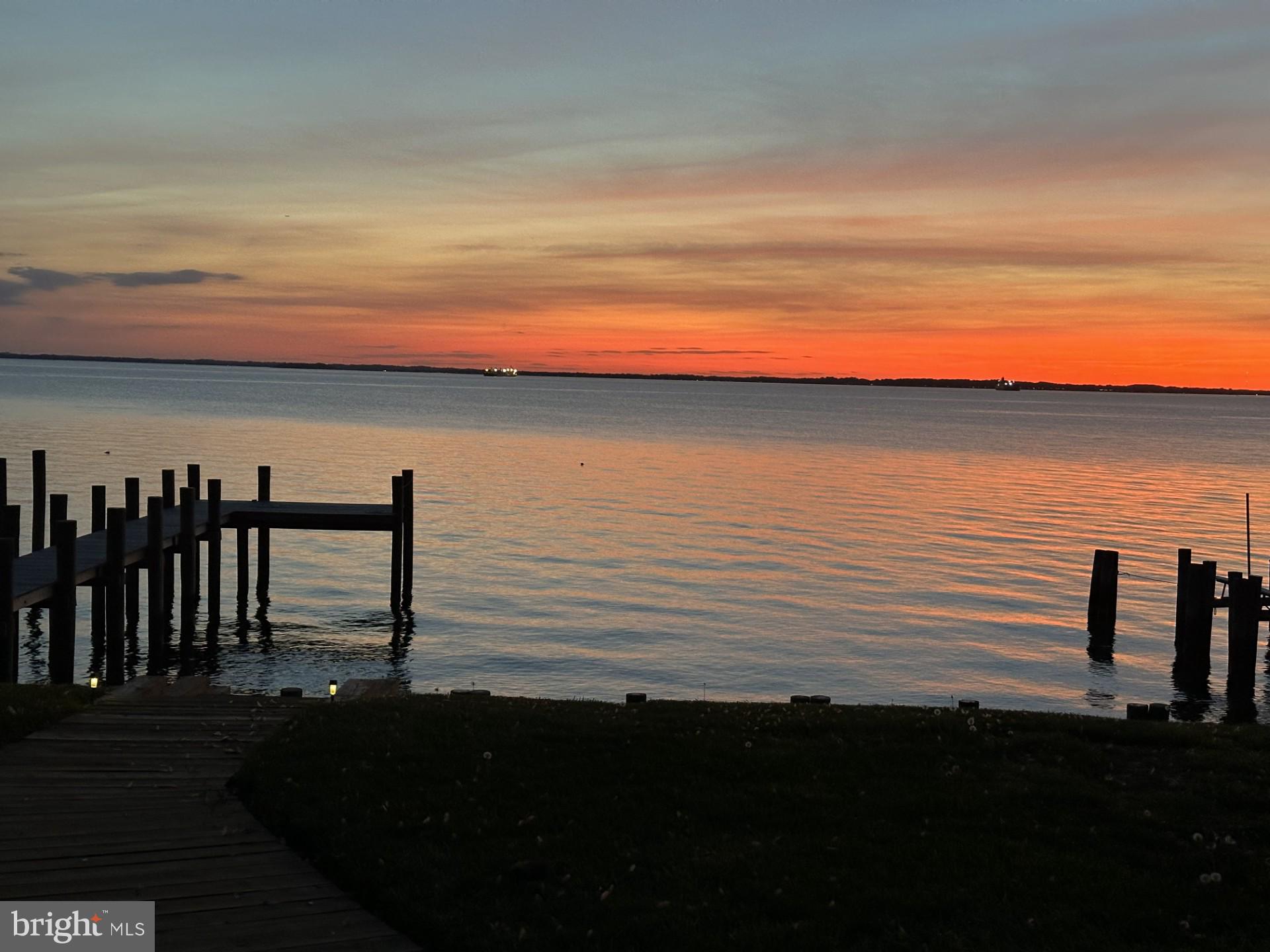 QUEEN ANNE COLONY - Residential