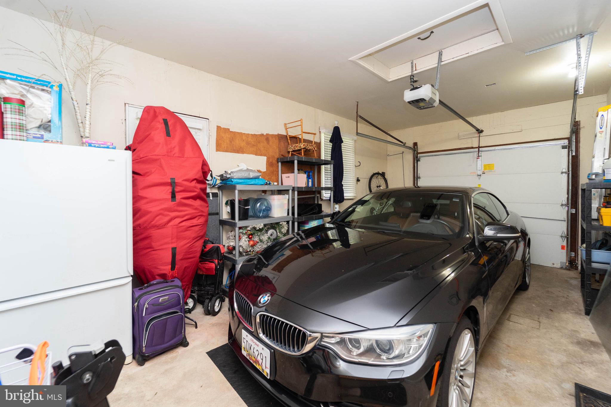 QUEEN ANNE COLONY - Residential