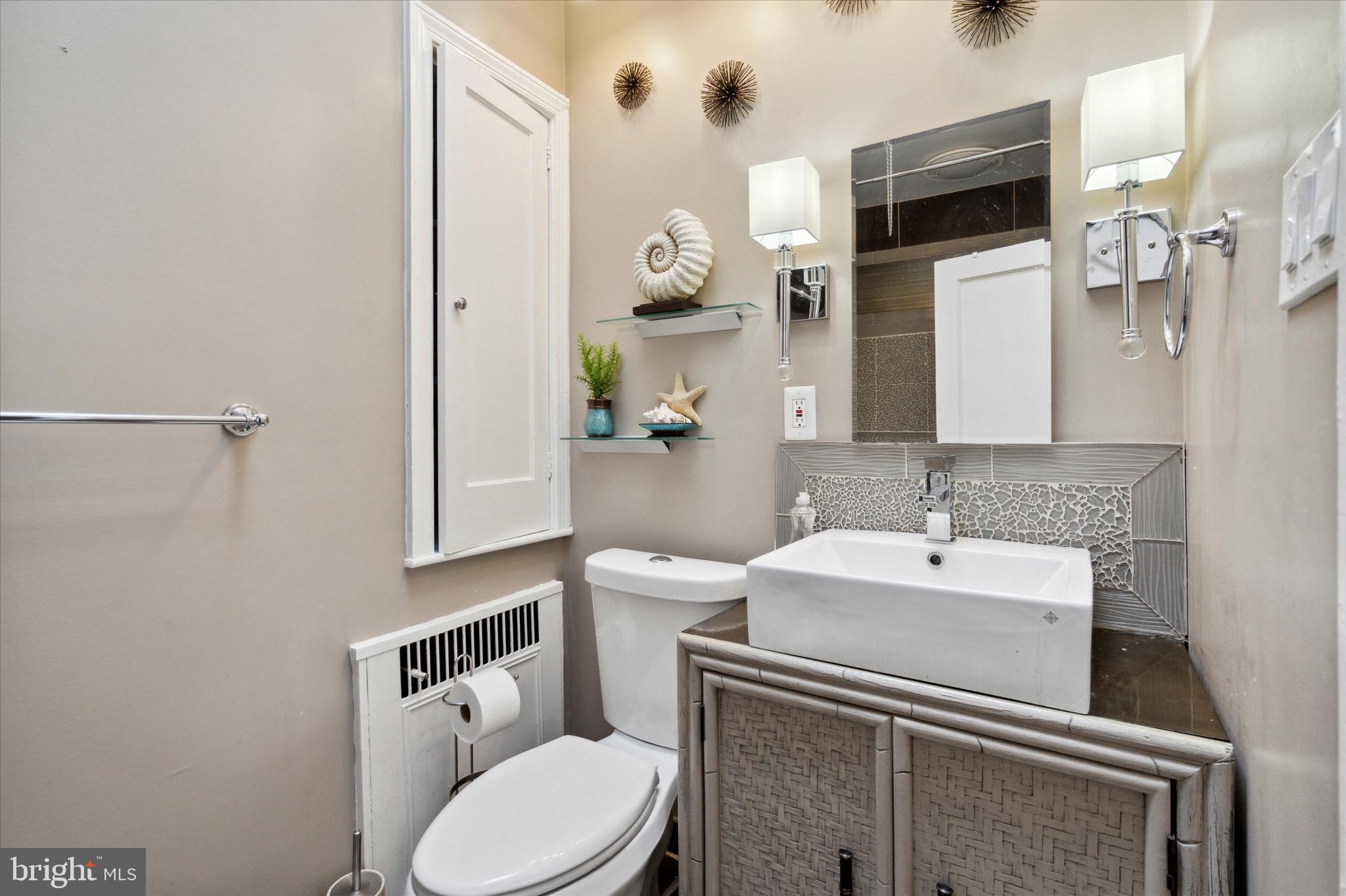 WEST OAK LANE - Residential