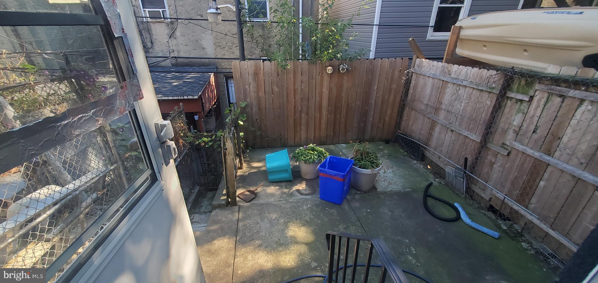 KENSINGTON - Residential