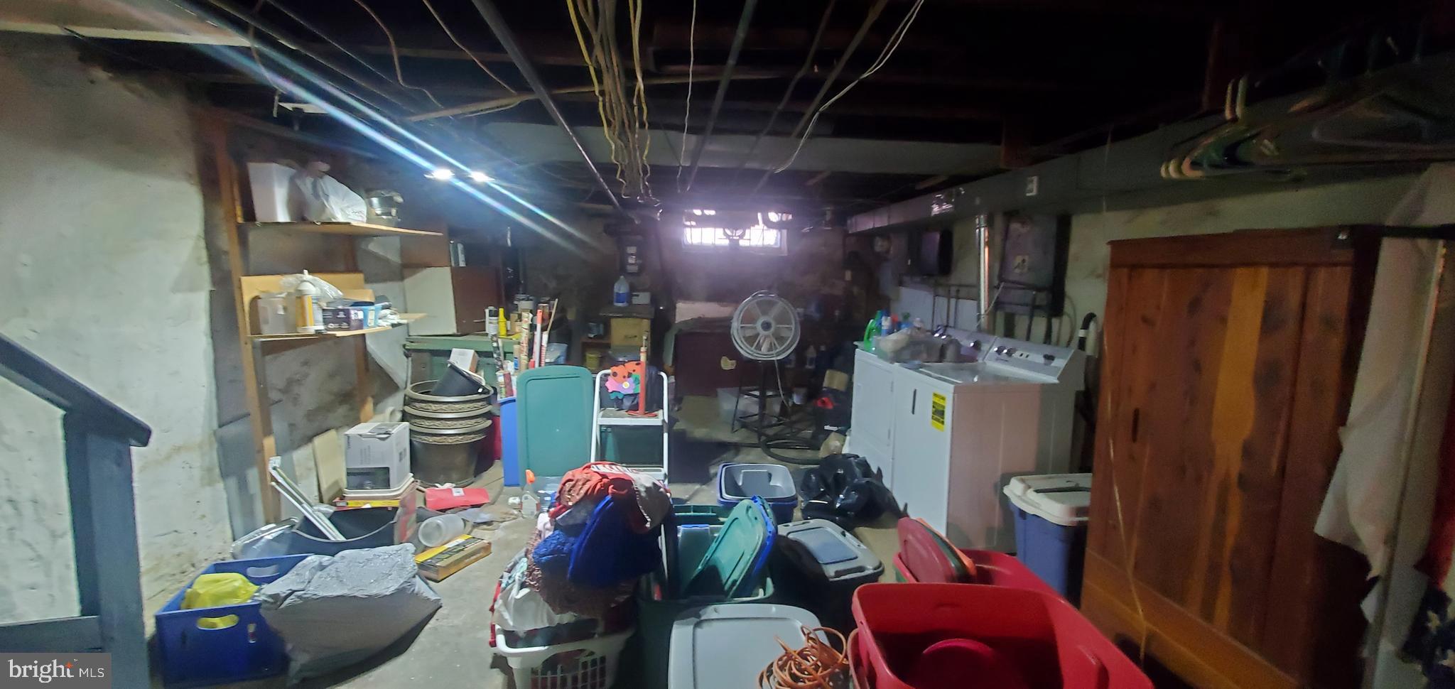 KENSINGTON - Residential