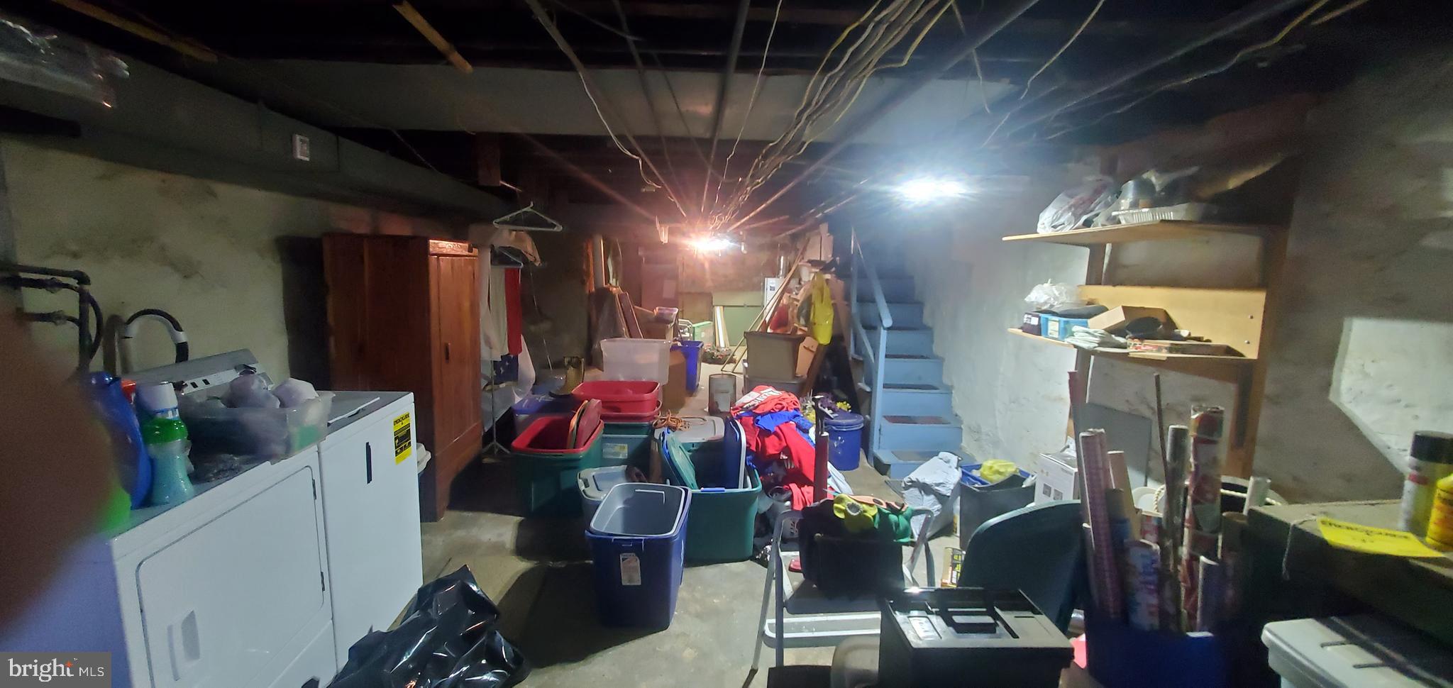 KENSINGTON - Residential