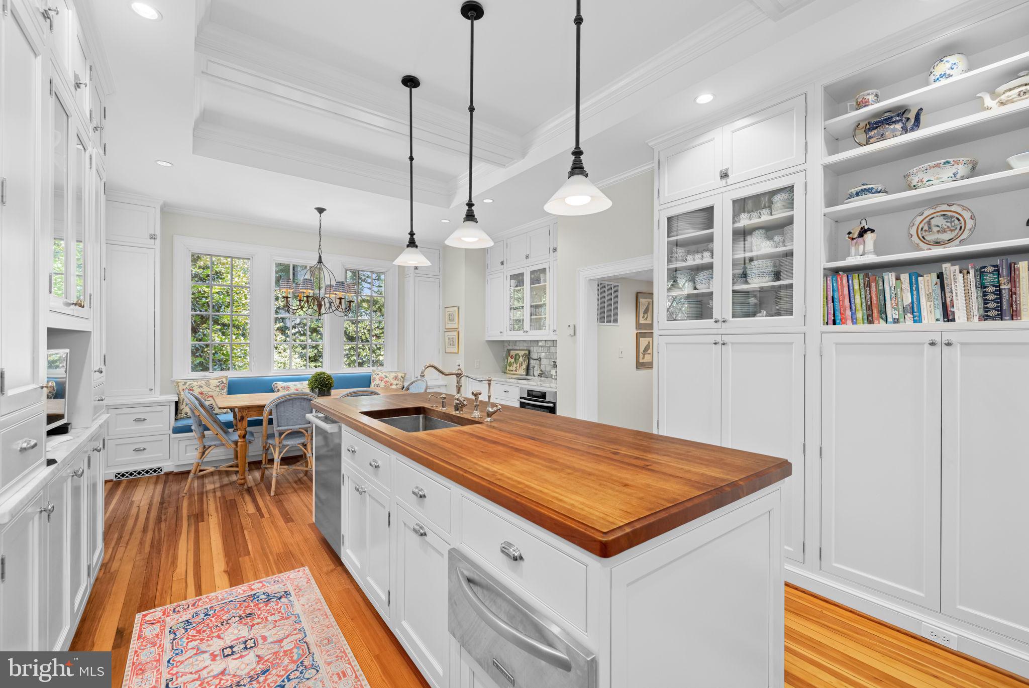 CLEVELAND PARK - Residential