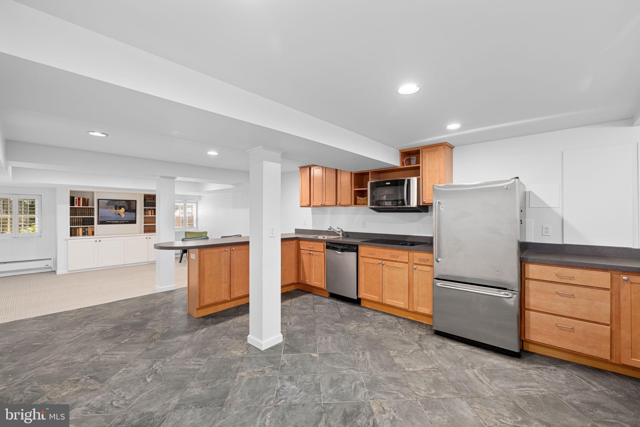 CLEVELAND PARK - Residential