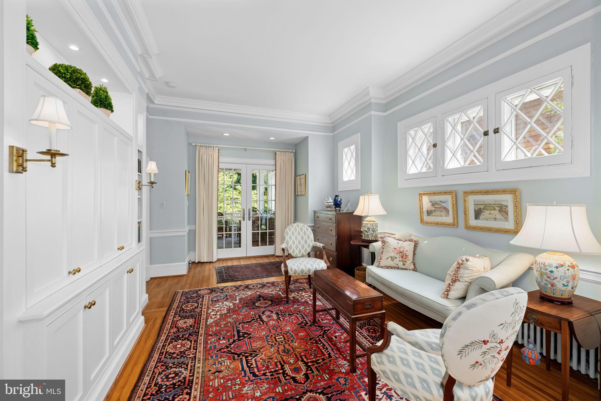 CLEVELAND PARK - Residential